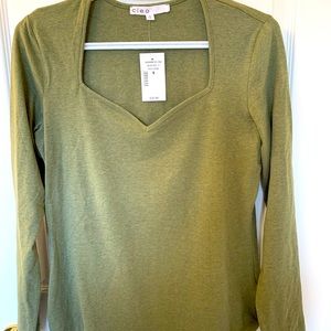 Long sleeved shirt from Cleo